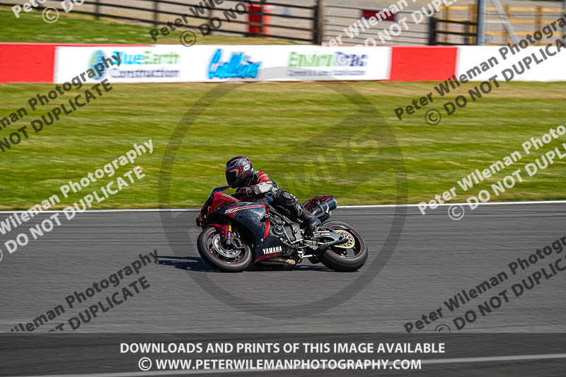 donington no limits trackday;donington park photographs;donington trackday photographs;no limits trackdays;peter wileman photography;trackday digital images;trackday photos